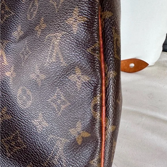 Louis Vuitton Brown Monogram Travel Bag - Picture 12 of 15